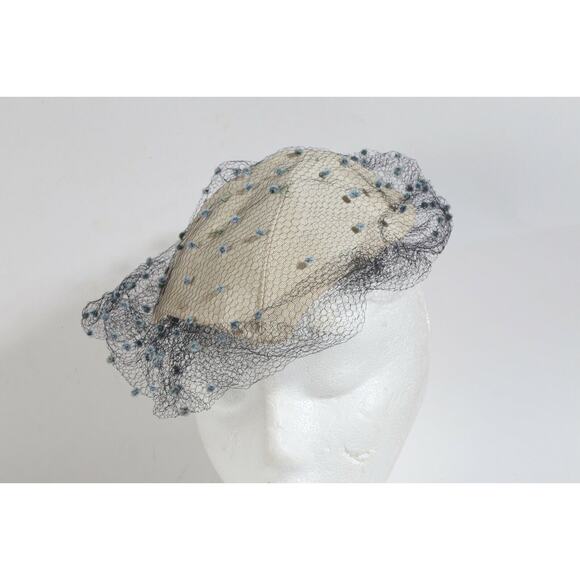 Vintage Buttercream Mesh Tulle Round Hat Elegant Unique Rare Ladies Fashion